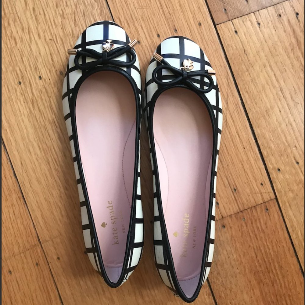 Kate Spade black and white ballet flats Size